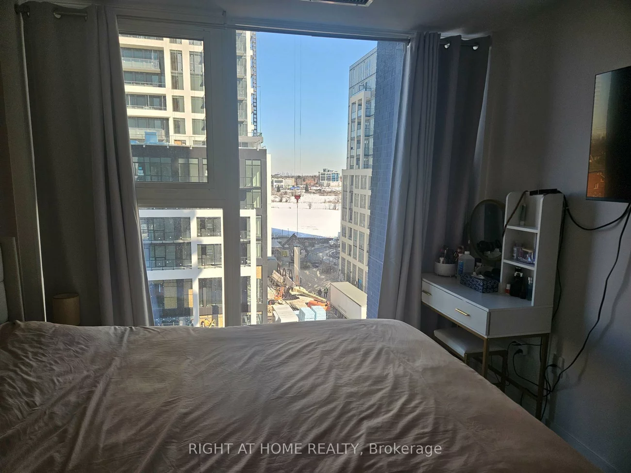 260, Malta, Fletcher's Creek South, Brampton