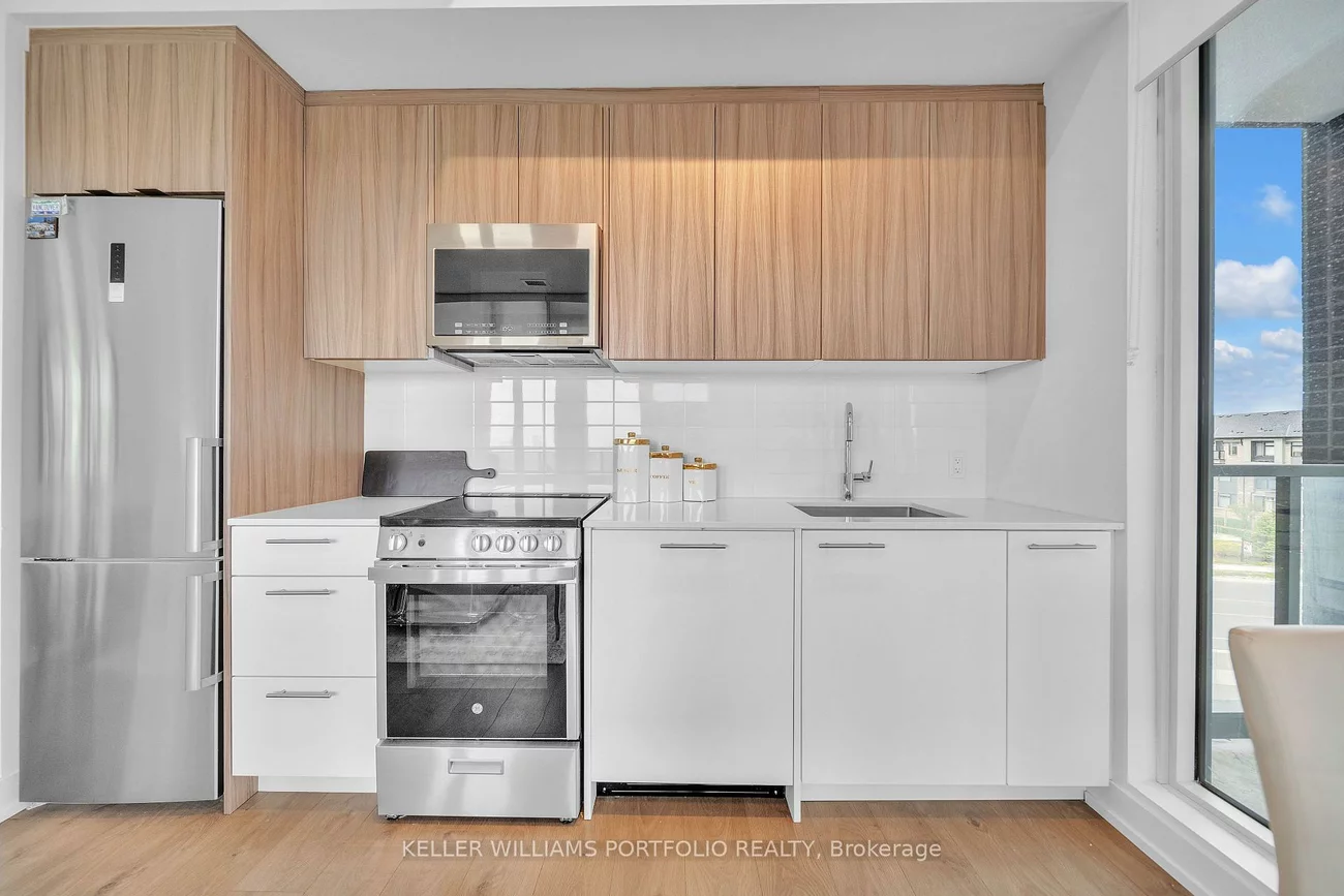 215, Veterans, Brampton West, Brampton