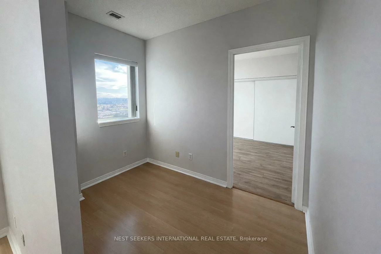 215, Queen, Queen Street Corridor, Brampton