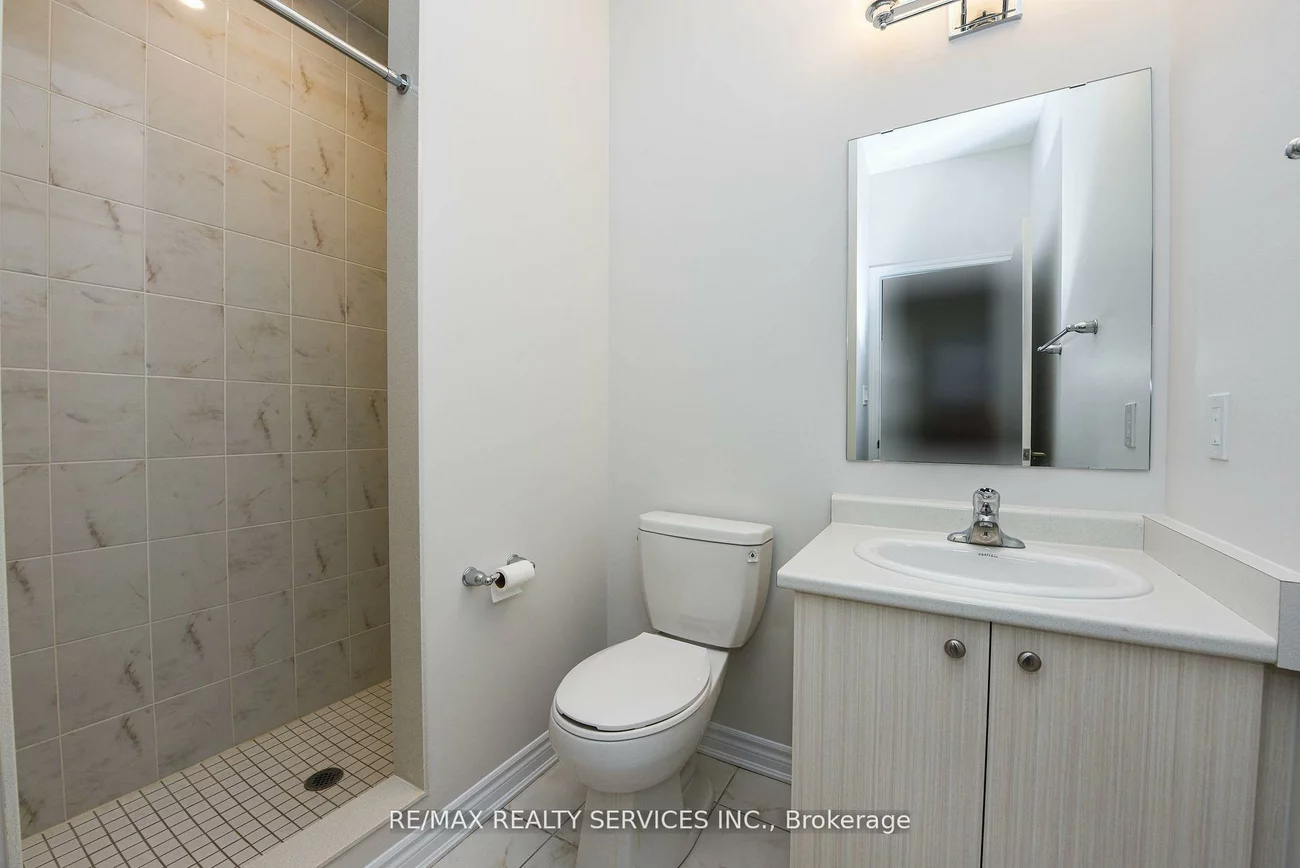 200, Lagerfeld, Northwest Brampton, Brampton