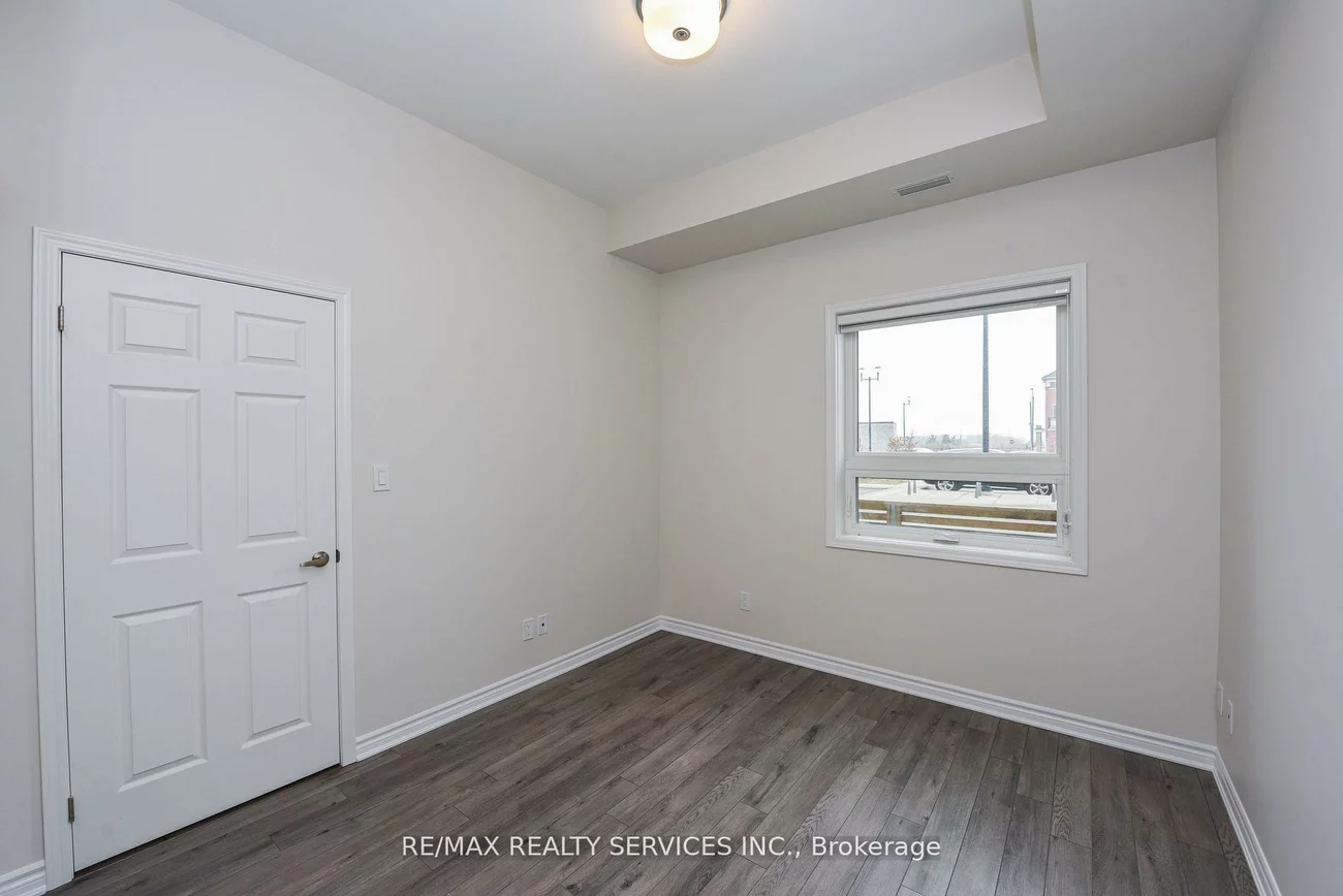 200, Lagerfeld, Northwest Brampton, Brampton