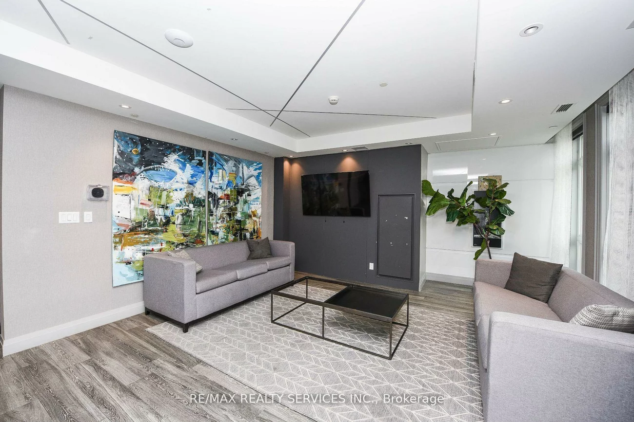 200, Lagerfeld, Northwest Brampton, Brampton