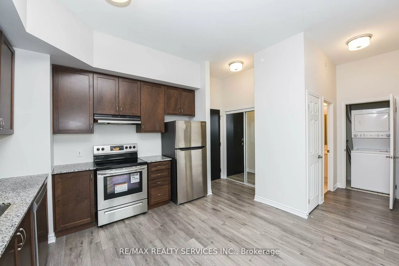 200, Lagerfeld, Northwest Brampton, Brampton