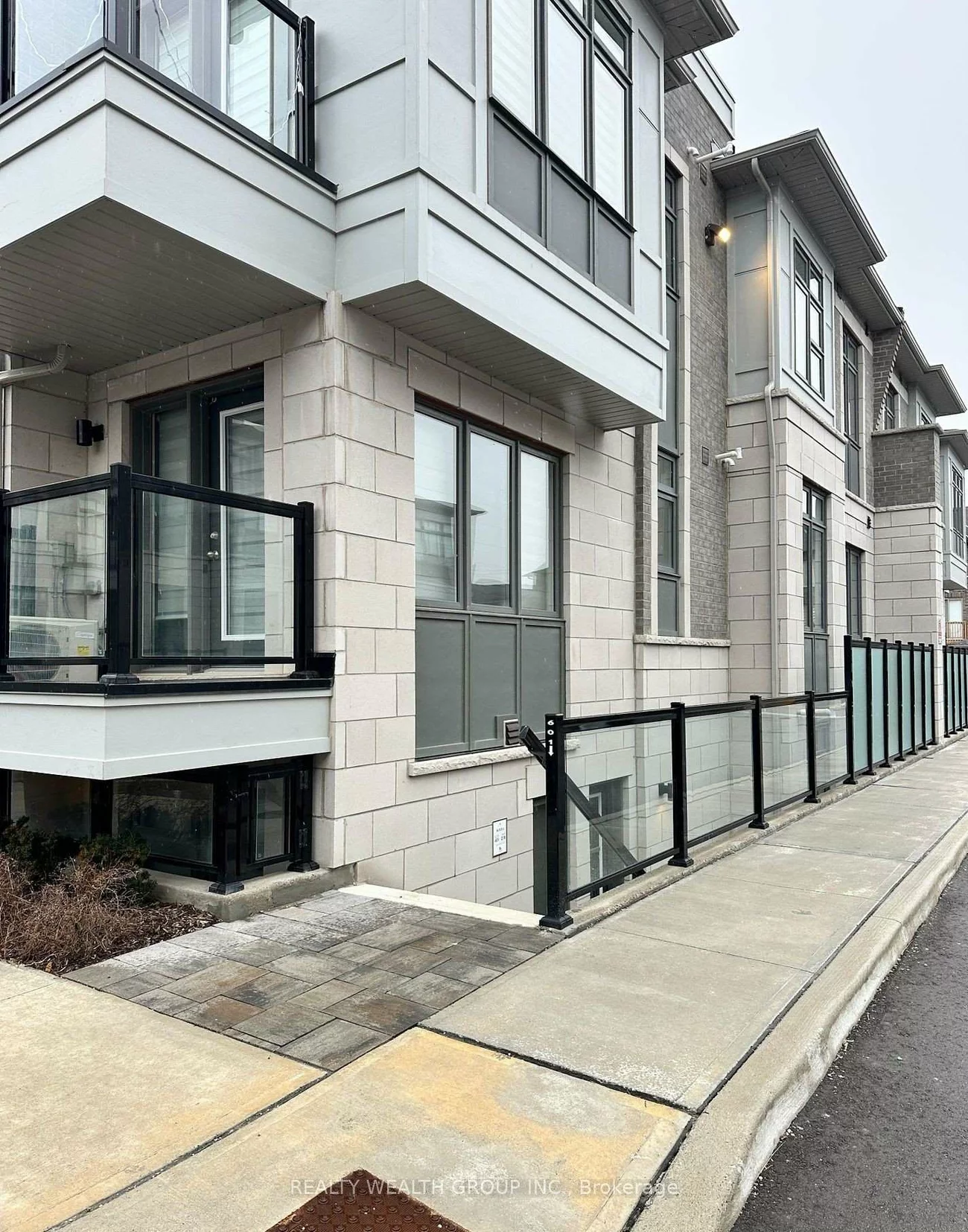 40, Halliford, Goreway Drive Corridor, Brampton