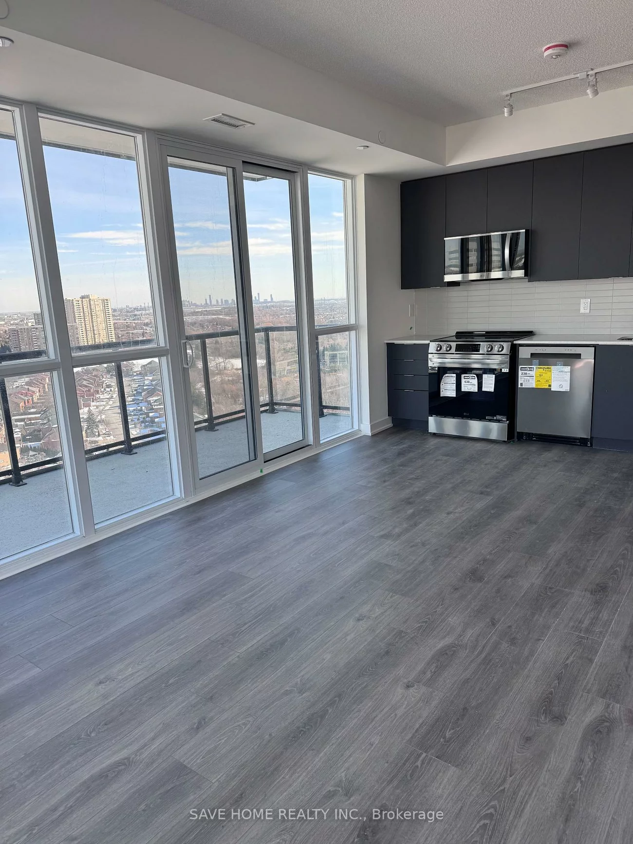 225, Malta, Fletcher's Creek South, Brampton