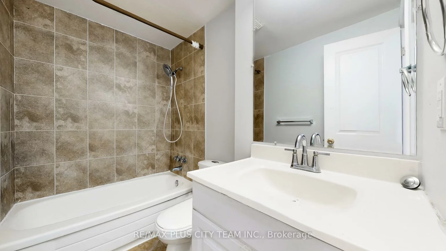 50, Darras, Southgate, Brampton