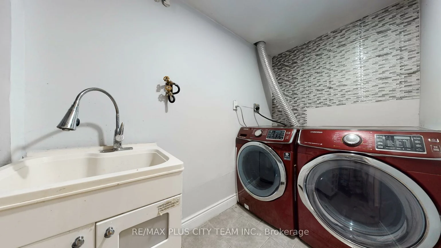 50, Darras, Southgate, Brampton