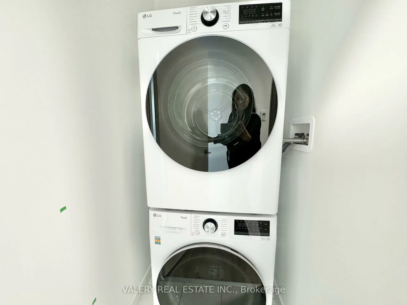 225, Malta Avenua, Fletcher's Creek South, Brampton