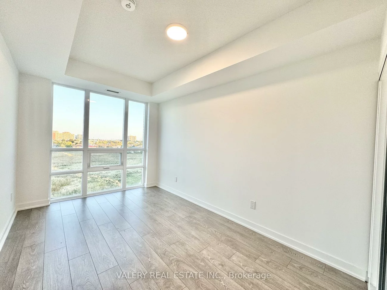 225, Malta Avenua, Fletcher's Creek South, Brampton