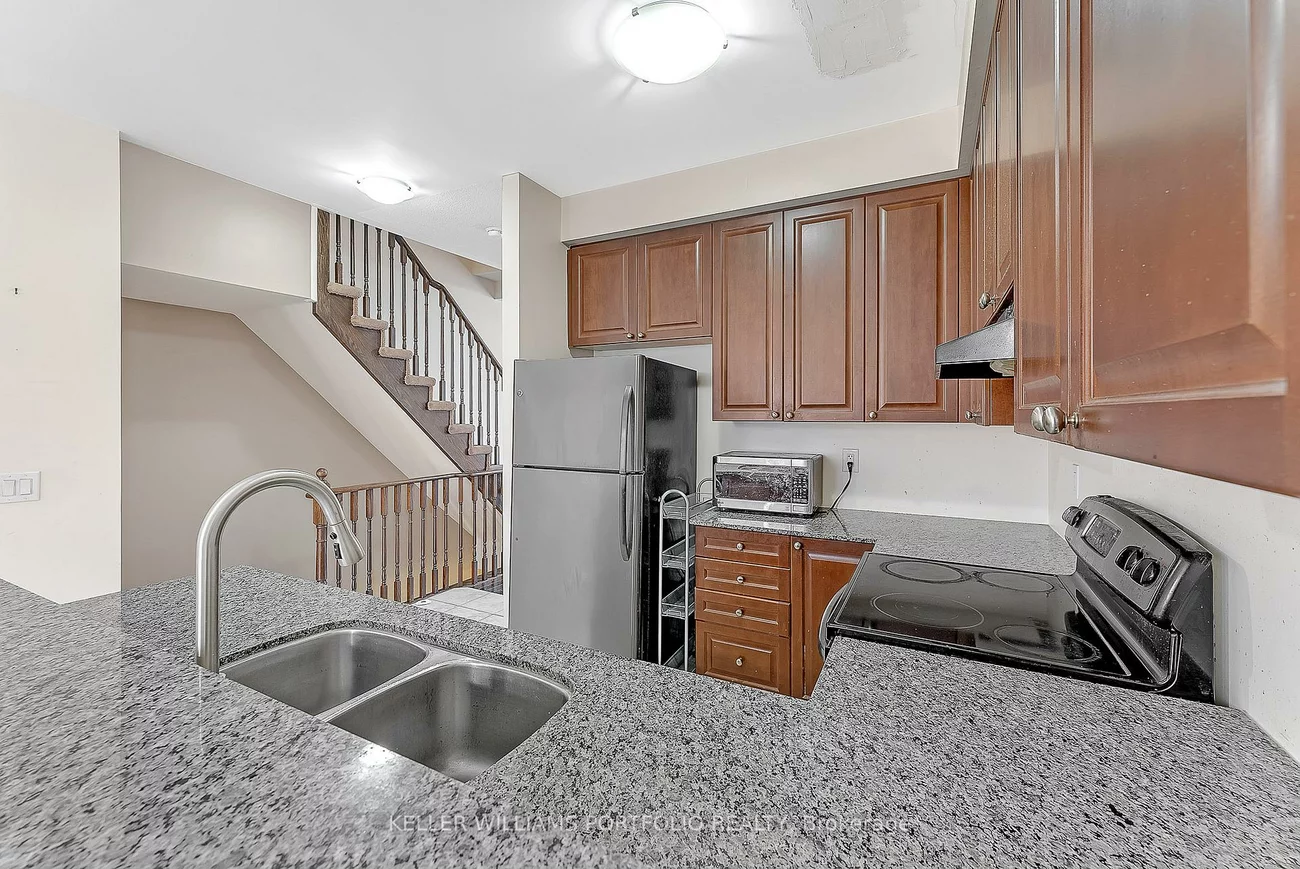 7, Cailiff, Bram West, Brampton