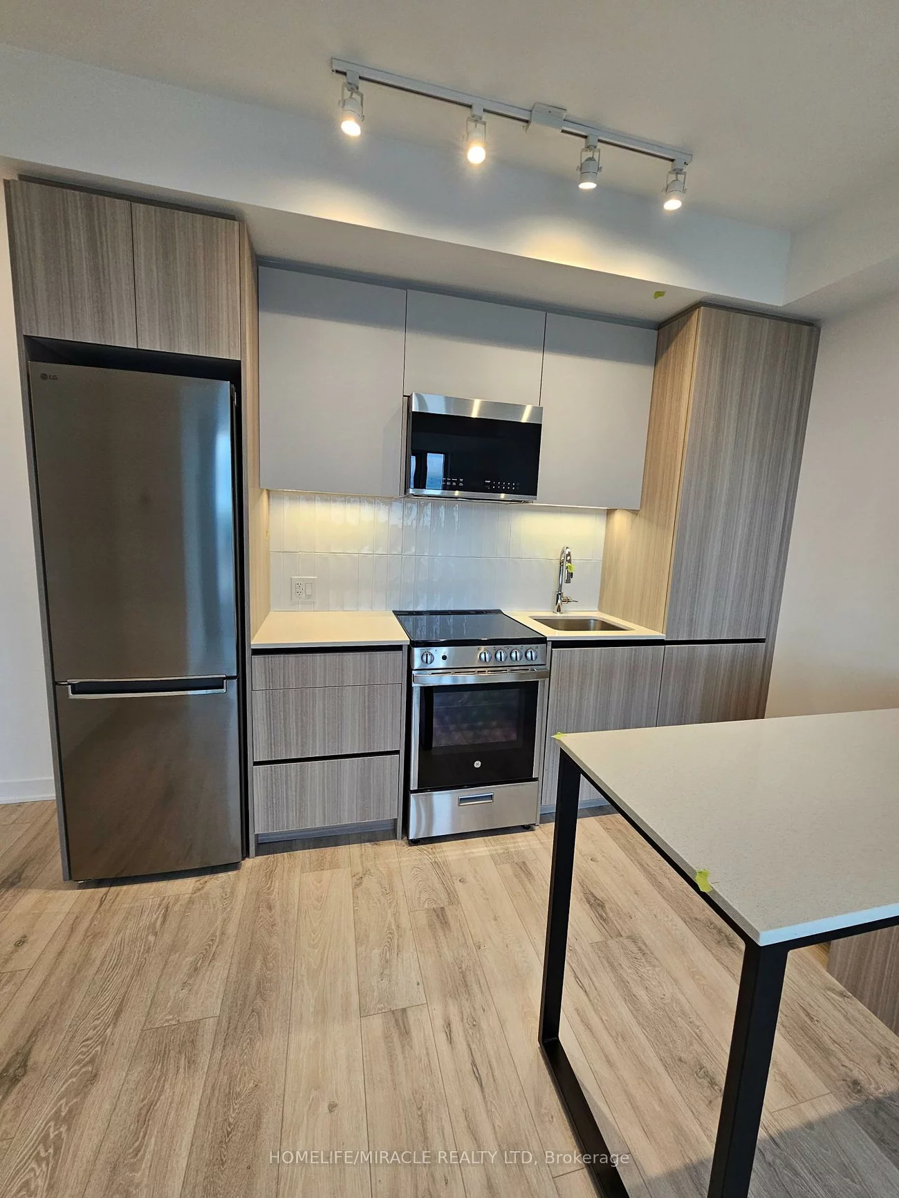 20, All Nations, Northwest Brampton, Brampton