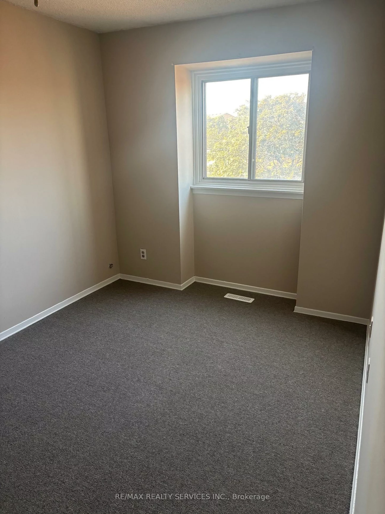 119, Moregate, Central Park, Brampton