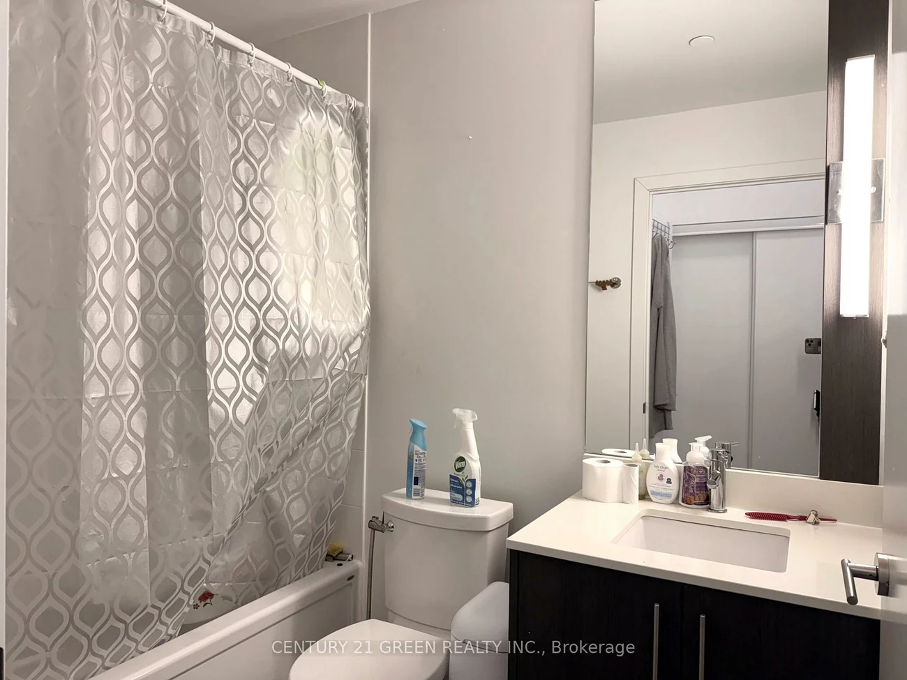 225, Veterans, Northwest Brampton, Brampton