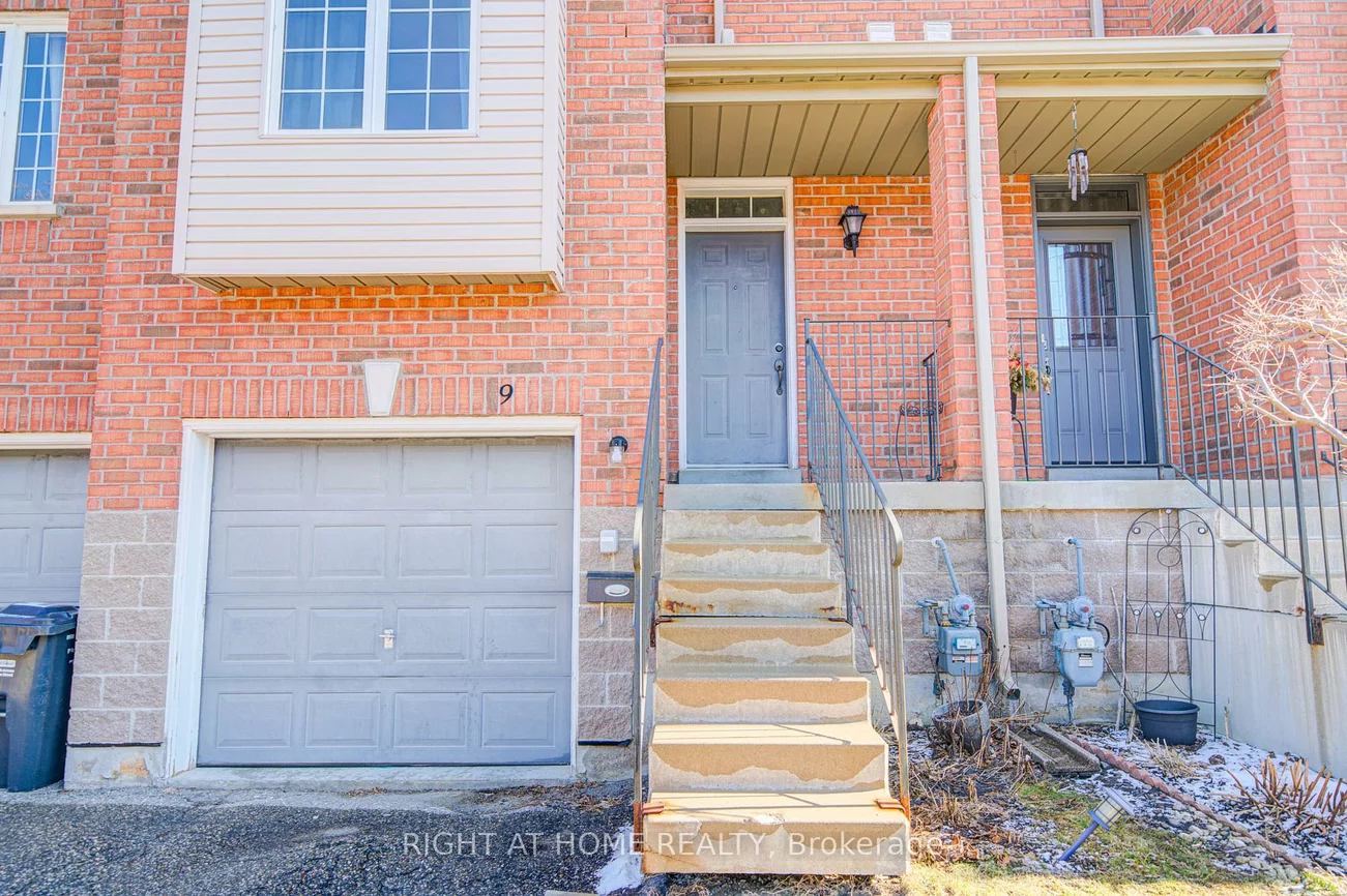 120, Railroad, Downtown Brampton, Brampton