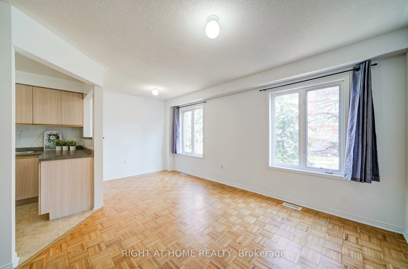 120, Railroad, Downtown Brampton, Brampton