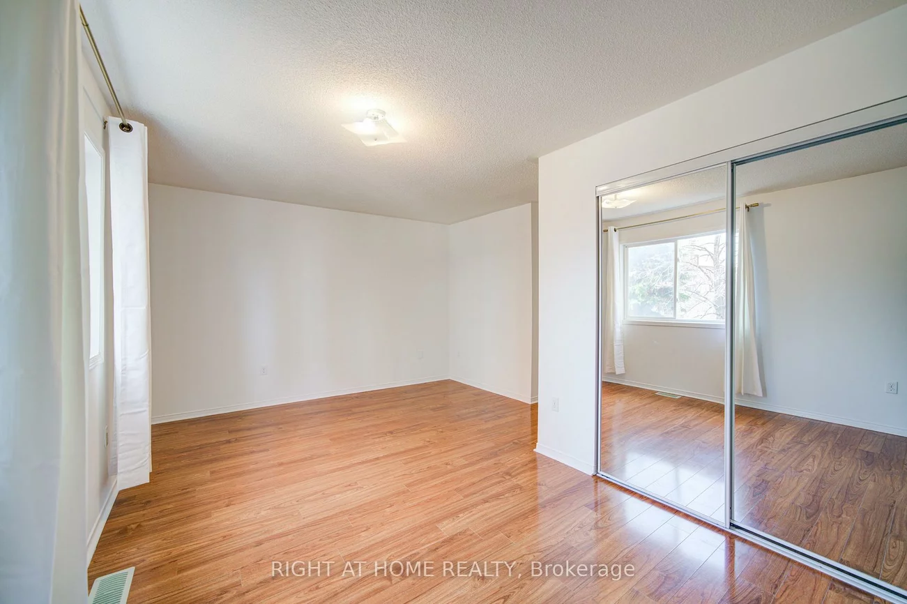 120, Railroad, Downtown Brampton, Brampton