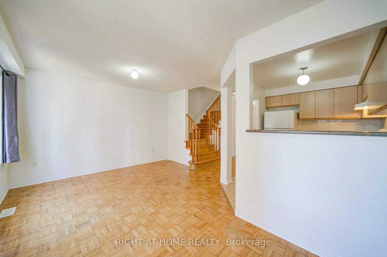 120, Railroad, Downtown Brampton, Brampton