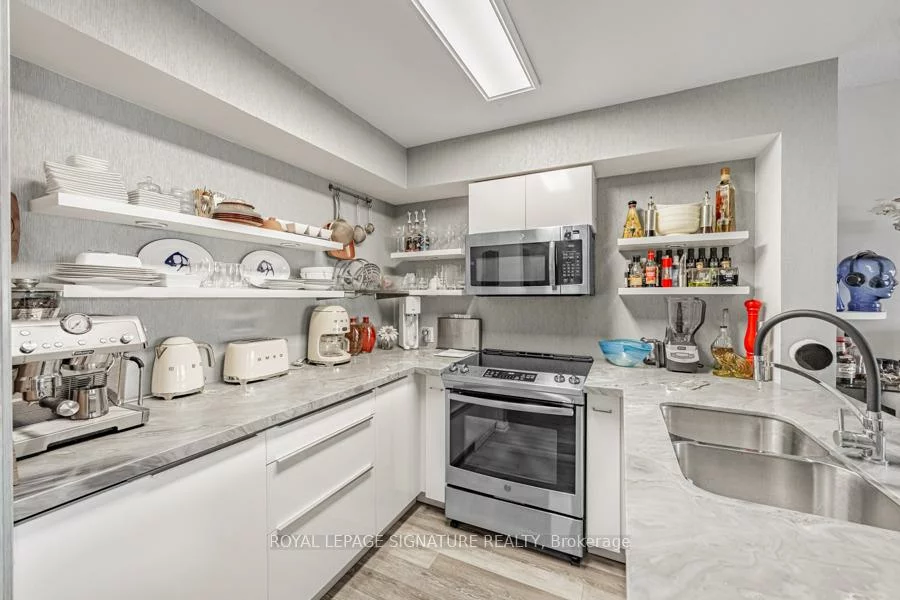 30, Via Rosedale, Sandringham-Wellington, Brampton