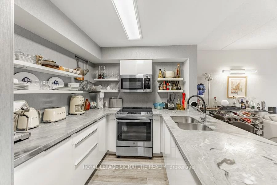 30, Via Rosedale, Sandringham-Wellington, Brampton