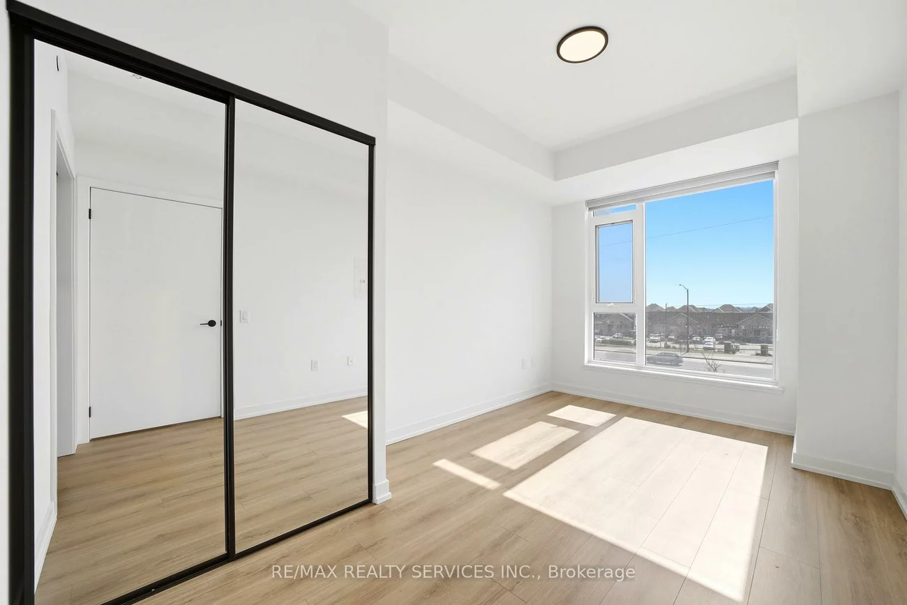 10, Lagerfeld, Northwest Brampton, Brampton