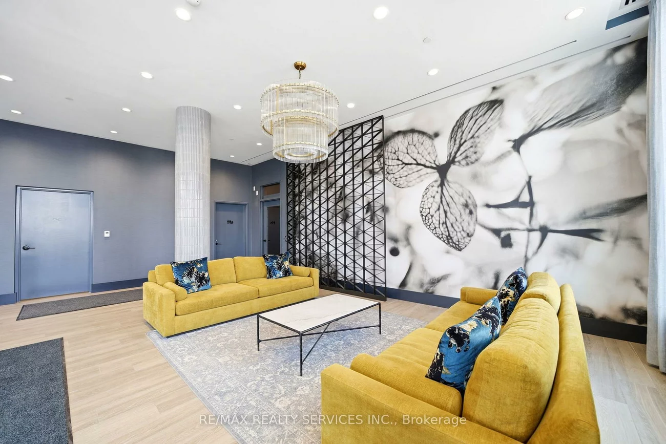 10, Lagerfeld, Northwest Brampton, Brampton