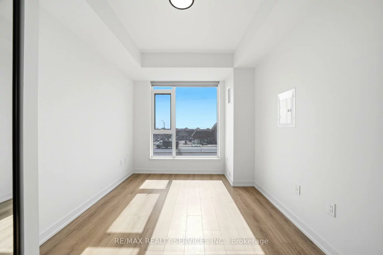 10, Lagerfeld, Northwest Brampton, Brampton