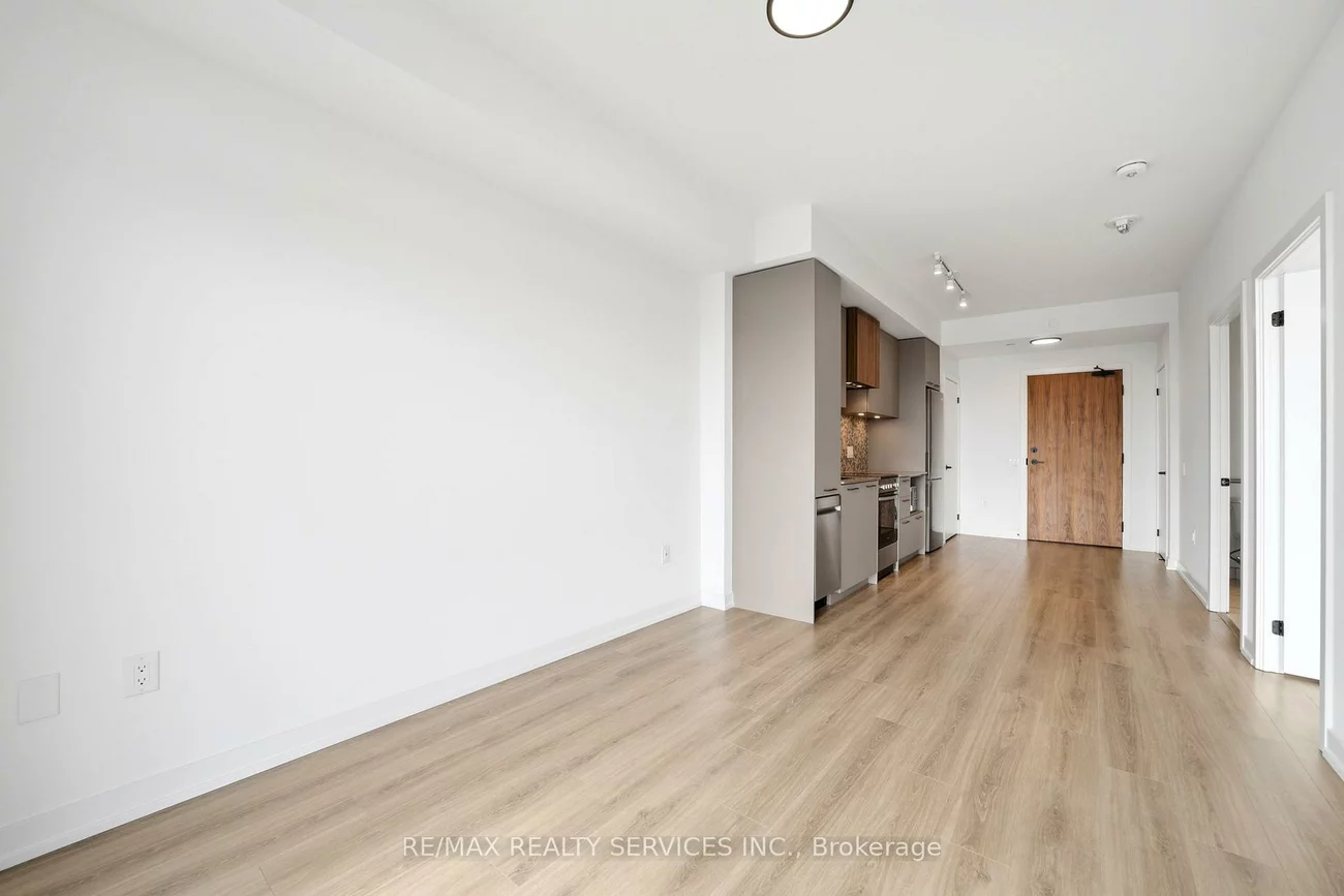 10, Lagerfeld, Northwest Brampton, Brampton