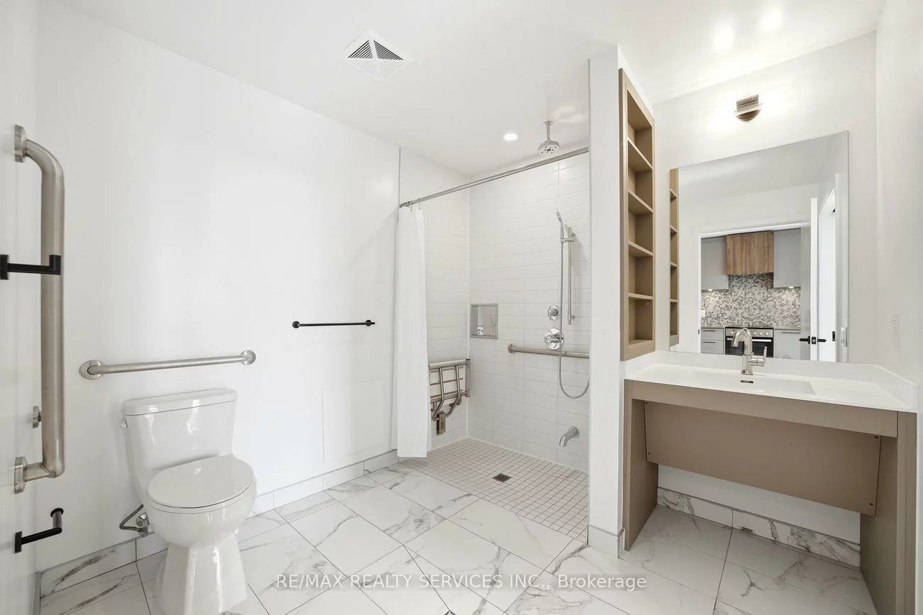 10, Lagerfeld, Northwest Brampton, Brampton