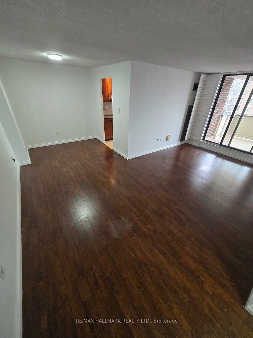 3, Lisa, Queen Street Corridor, Brampton