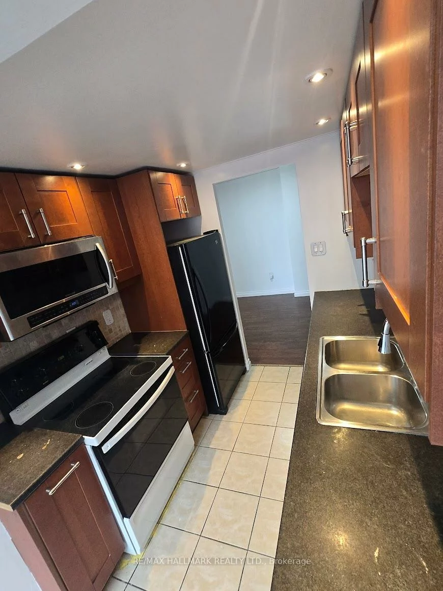 3, Lisa, Queen Street Corridor, Brampton