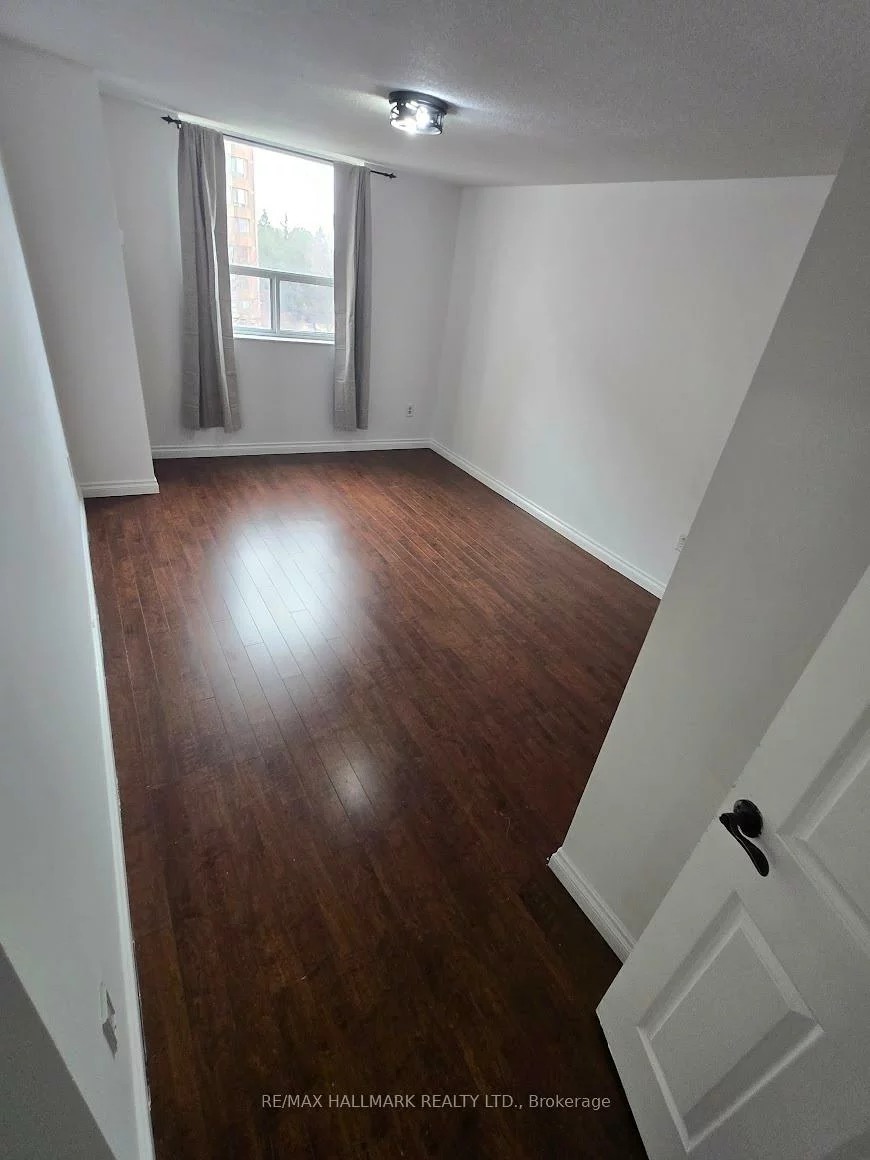 3, Lisa, Queen Street Corridor, Brampton