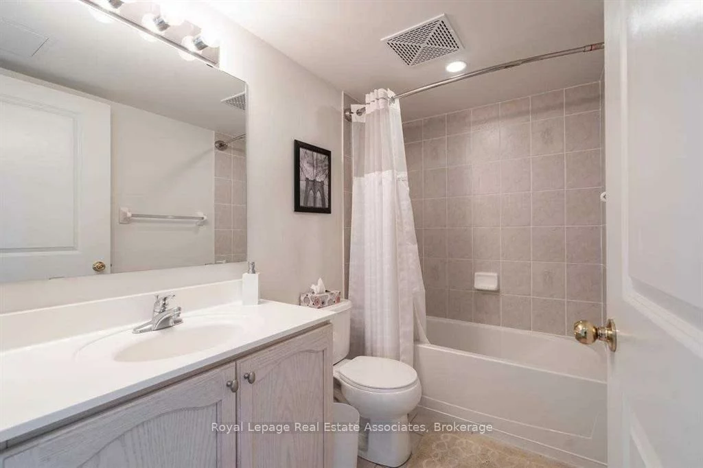 9, George, Downtown Brampton, Brampton
