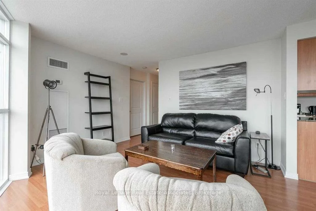 9, George, Downtown Brampton, Brampton