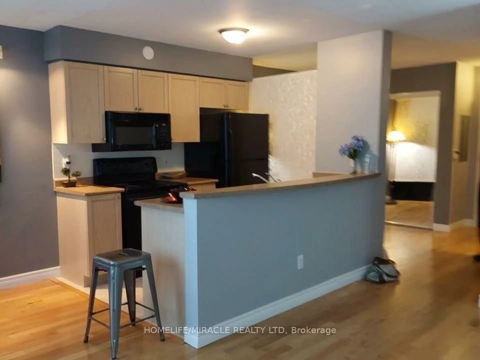 25, Via Rosedale, Sandringham-Wellington, Brampton