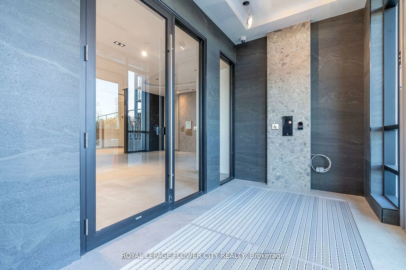 225, Malta, Fletcher's Creek South, Brampton