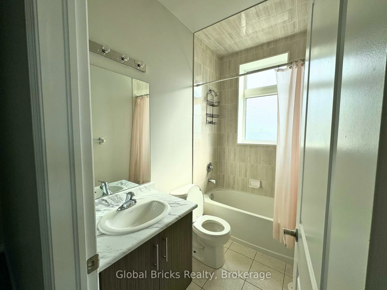 10, Halliford Pl, Bram East, Brampton