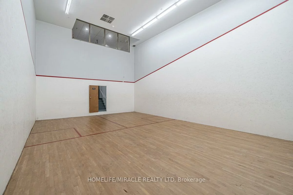 30, Malta, Fletcher's Creek South, Brampton