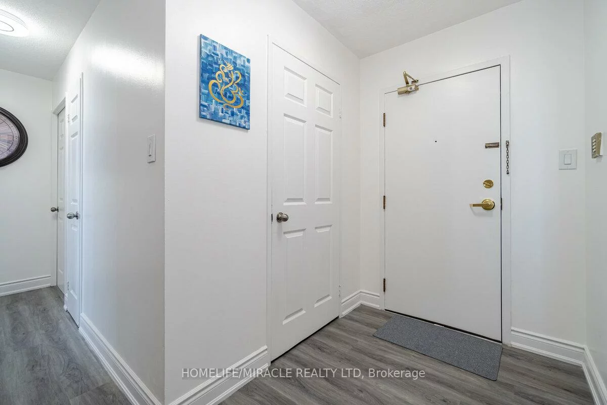 30, Malta, Fletcher's Creek South, Brampton