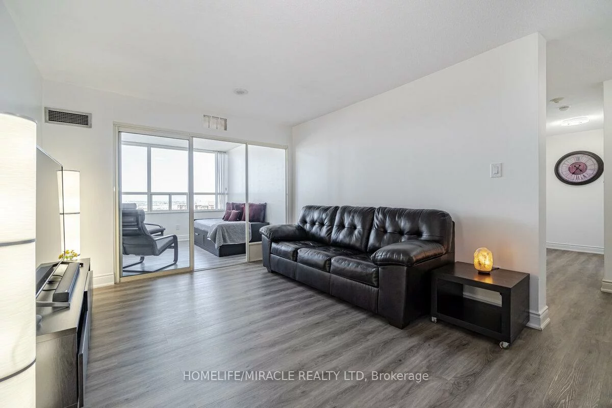 30, Malta, Fletcher's Creek South, Brampton