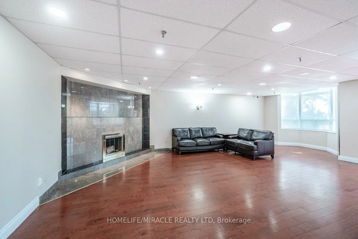 30, Malta, Fletcher's Creek South, Brampton