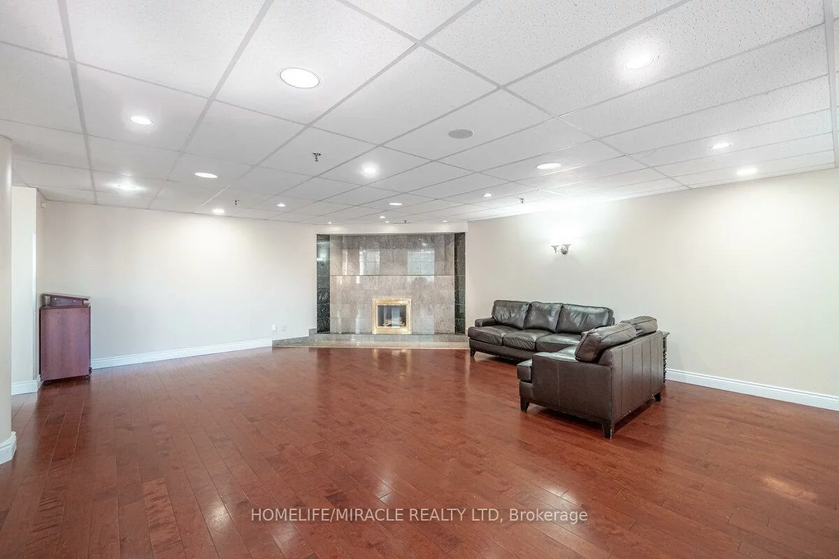 30, Malta, Fletcher's Creek South, Brampton