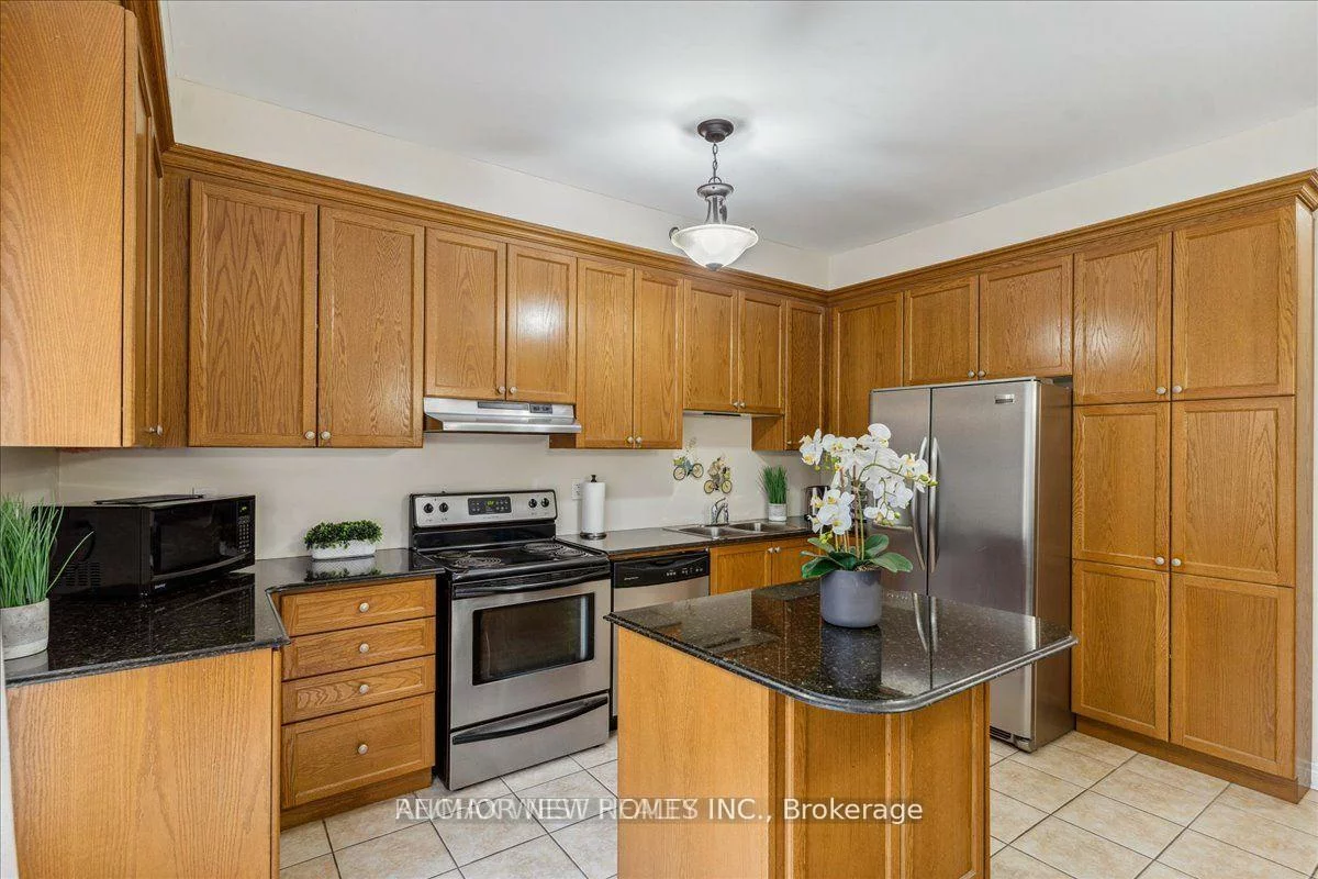 6, Cedar Lake, Bram West, Brampton