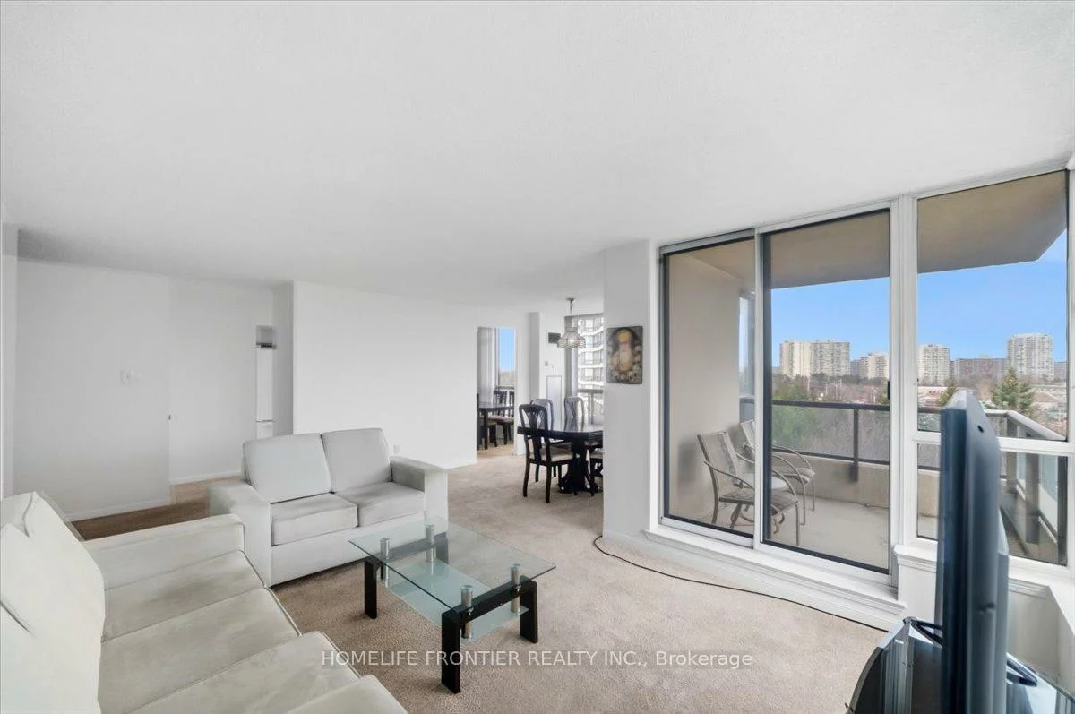 12, Laurelcrest, Queen Street Corridor, Brampton