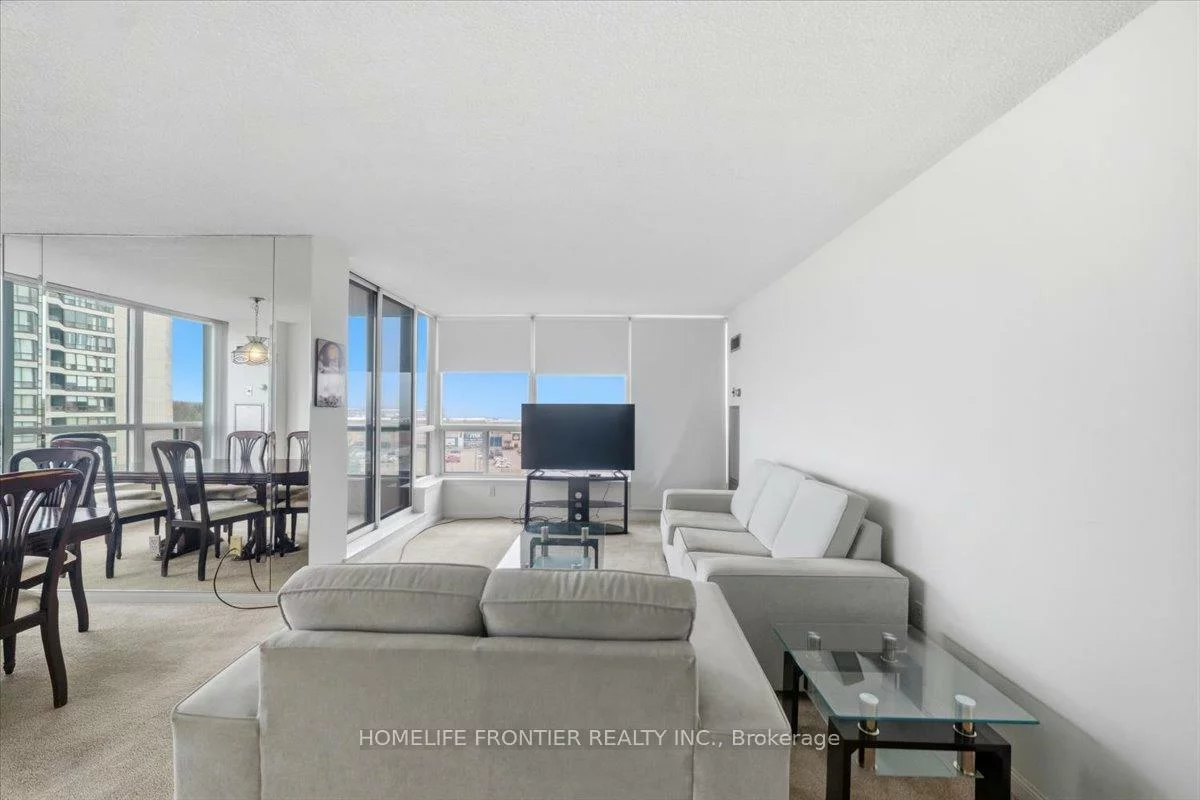 12, Laurelcrest, Queen Street Corridor, Brampton