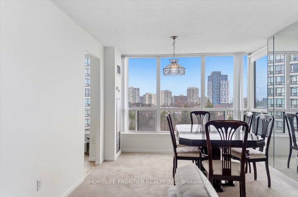 12, Laurelcrest, Queen Street Corridor, Brampton