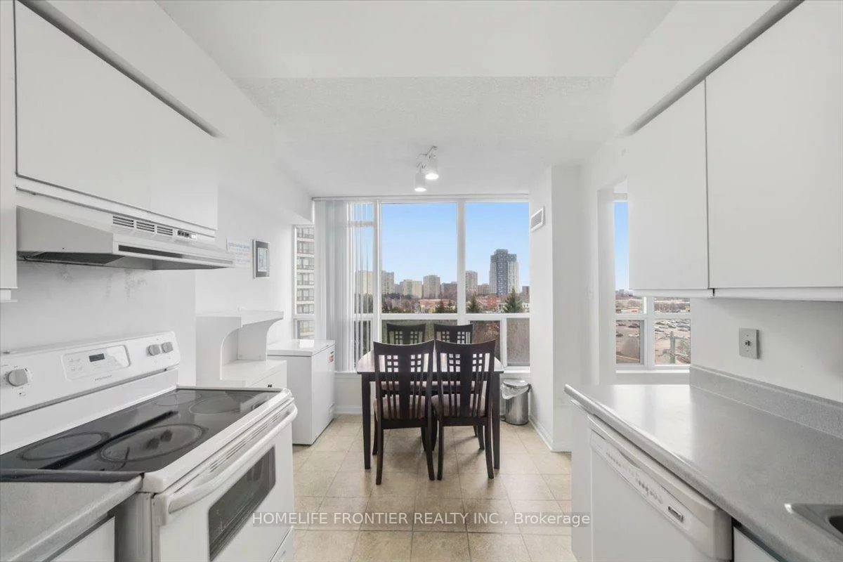 12, Laurelcrest, Queen Street Corridor, Brampton