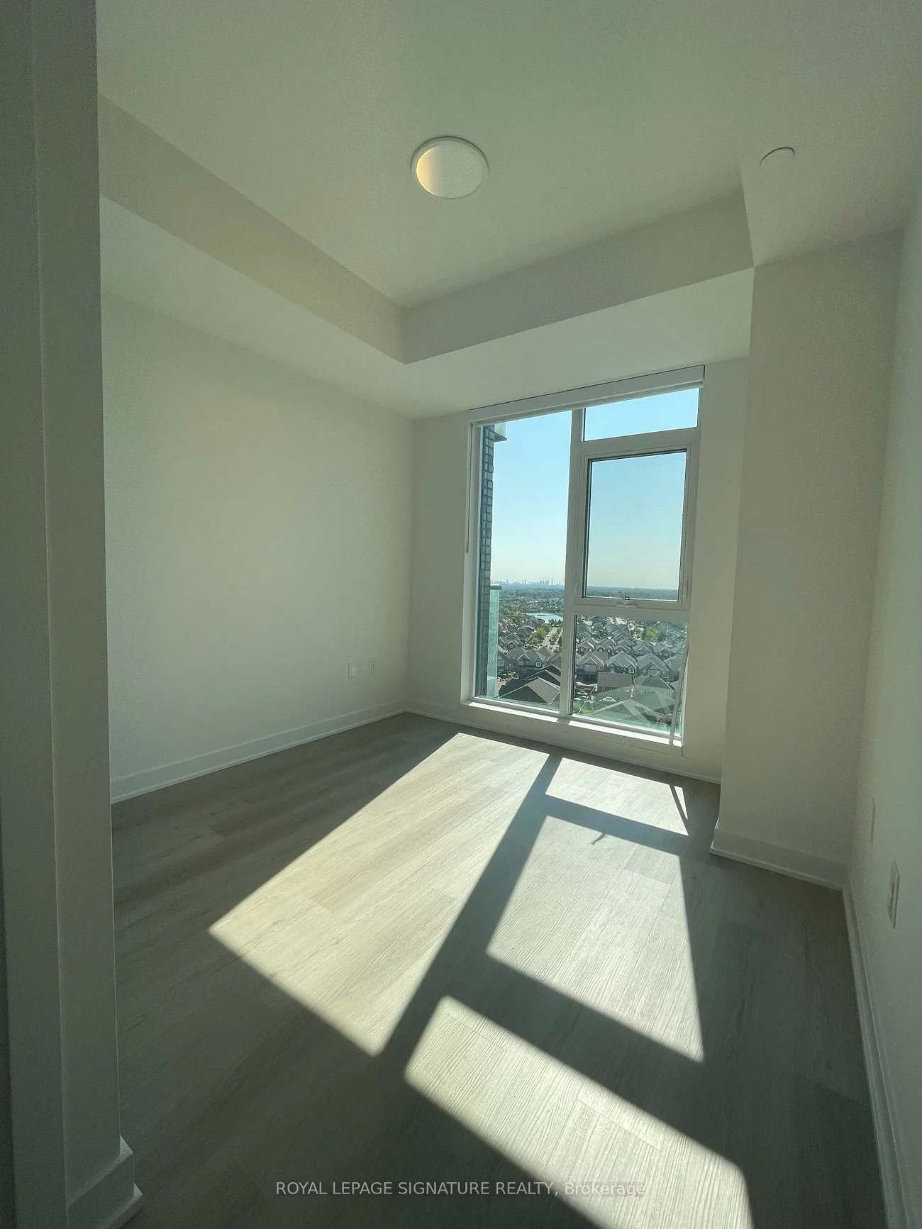 40, Lagerfeld, Northwest Brampton, Brampton