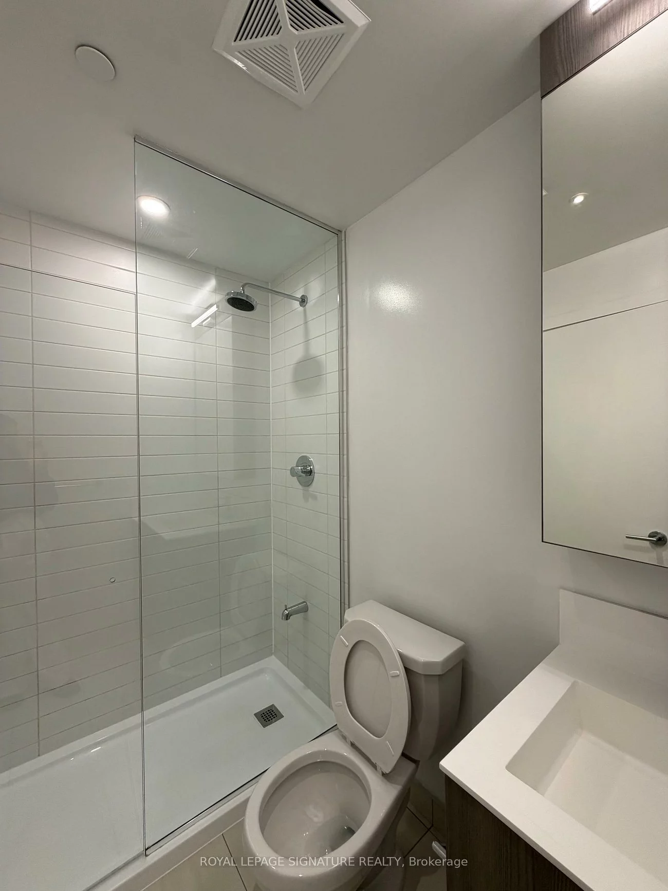 40, Lagerfeld, Northwest Brampton, Brampton