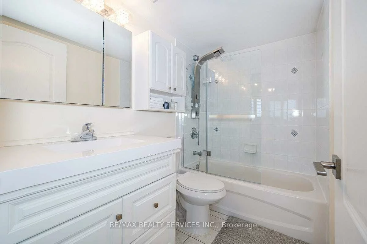 10, Dayspring, Goreway Drive Corridor, Brampton