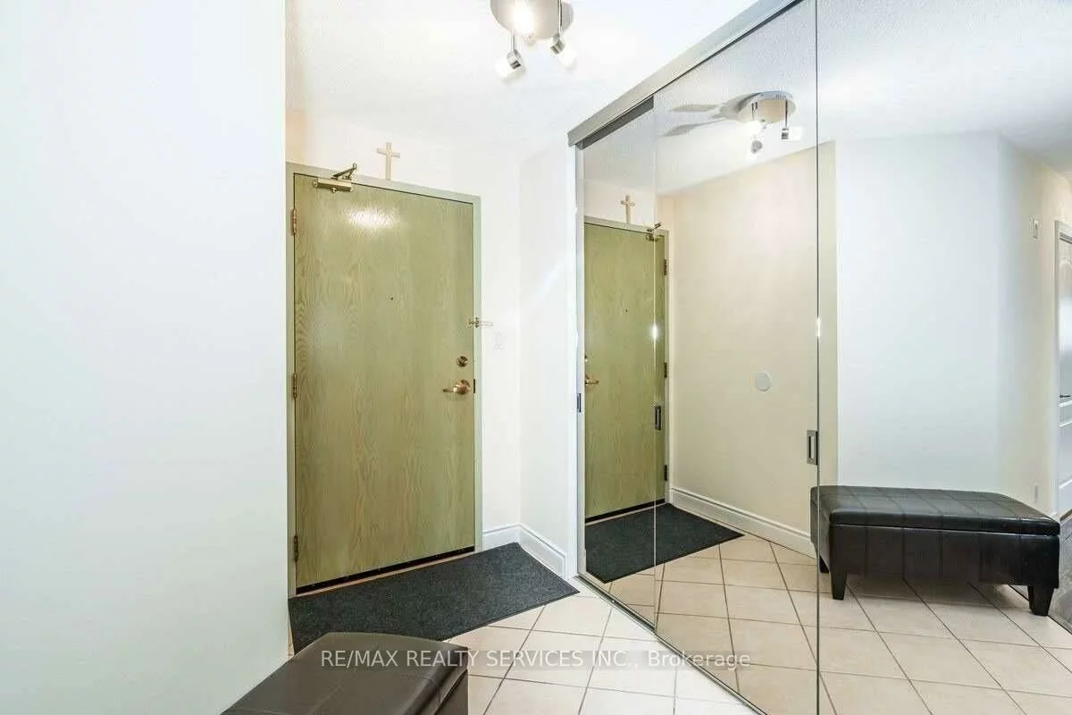 10, Dayspring, Goreway Drive Corridor, Brampton